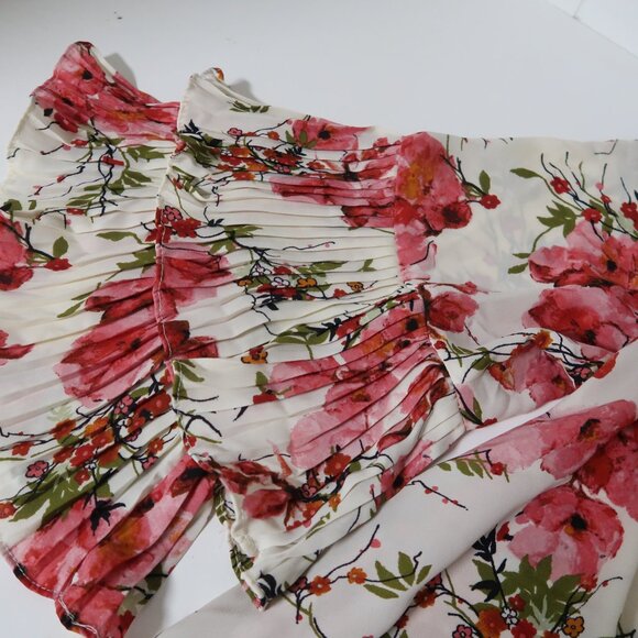 FLORAL BLOUSE COLOR WHITE SIZE 14/16W - Picture 5 of 10